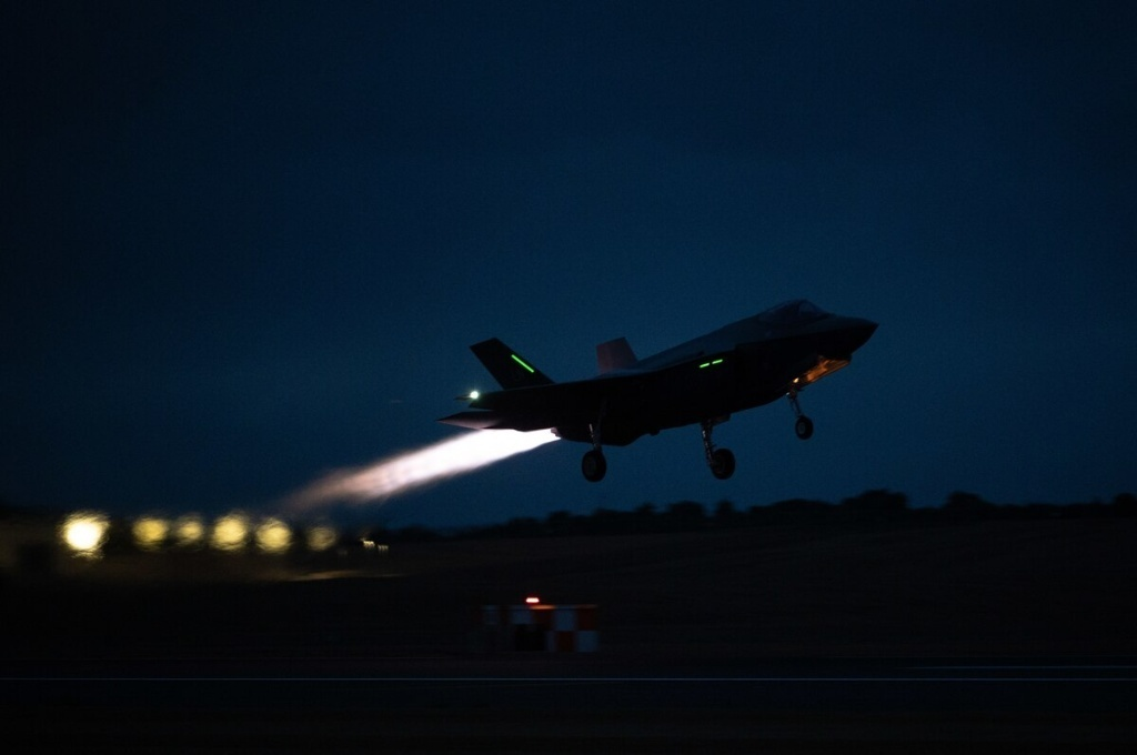 Stealth Flight Deck